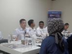 hary-tanoe-saat-mengunjungi-tribun-sumsel_20160831_105718.jpg