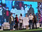 hasani-abdulgani-anggota-exco-pssi-menteri-ketenagakerjaan-ida-fauziyah.jpg