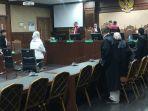 hasnaeni-moein-menjalani-sidang-lanjutan-12.jpg