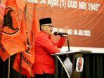 hasto-di-padang-ini.jpg