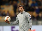 henrique-hilario-pelatih-kiper-chelsea.jpg