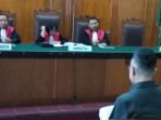 henry-jocosity-gunawan-kembali-disidang_20180917_170625.jpg