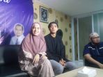herfiza-novianti-dan-ricky-harun_20180520_224811.jpg
