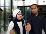 hermina-ibu-dari-zumi-zola_20180523_181904.jpg