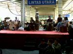 hiburan-musik-di-stasiun-senen.jpg