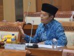 hidayat-nur-wahid-menghadiri-rapat-kerja-komisi-viii-dpr-ri.jpg