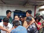 hilang-di-laut-nelayan-palmatak-bertahan-hidup-menggunakan-gabus.jpg