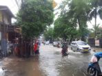hingga-siang-banjir-genangi-benhil-depan-rsal-mintohardjo_20170221_121526.jpg
