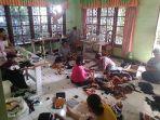 home-industri-pembuatan-kain-lap-majun-pembuatan.jpg