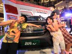 honda-br-v-di-pameran-di-trans-studio-mall-bandung_20151208_200807.jpg