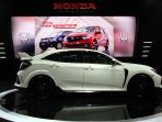 honda-civic-type-r-di-giias-2017_20170811_192738.jpg