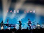 honne-saat-konser-di-jakarta.jpg
