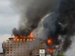 hotel-novita-jambi-terbakar_1_20180410_113856.jpg