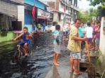 hujan-guyur-manado_20151103_175038.jpg