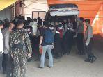 hutabarat-alias-brigadir-j-tiba-di-rs.jpg