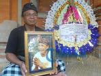 i-ketut-liyer-tutup-usia_20160610_094529.jpg