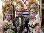 i-made-sukartayasa-39-menikahi-dua-wanit-a.jpg