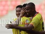 i-putu-gede-juni-antara-usai-mencetak-gol_20170420_212119.jpg