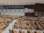 ia-DPR-RI-mengesahkan-Rancang.jpg