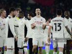 ibrahimovic-dan-rekan-rekannya-di-ac-milan-merayakan-kemenangan-atas-as-roma.jpg
