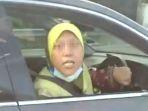 ibu-ibu-di-serdang-malaysia-putar-balik-sembj.jpg