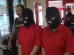 ibu-rumah-tangga-mencuri-pakaian_20161023_212135.jpg