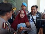 ibu-si-bayi-25-hari_20180430_123757.jpg