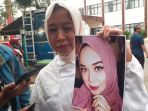 ibunda-bawa-foto-puspita-eka-putri-ke-rs-polri-kramat-jati_20181030_190807.jpg