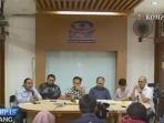 icw-nilai-setnov-tak-layak-jadi-ketua-dpr-lagi_20161124_001914.jpg