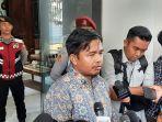 idham-holik-di-kantor-kpu-ri-453.jpg