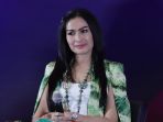 iis-dahlia-isi-acara-ami-awards-2019_20191125_192659.jpg