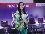 iis-dahlia-isi-acara-ami-awards-2019_20191125_192713.jpg