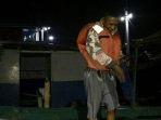 ikan-mati-pelbuhan-tanjungmas1.jpg