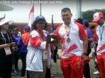 ikut-kirab-obor-asian-games-chris-john-teringat-saat-masih-jadi-atlet_20180819_192003.jpg