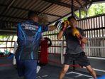 ilham-leoisa-akan-kembali-naik-ring.jpg