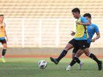 ilham-rio-fahmi-saat-mengikuti-pemusatan-latihan-tc-timnas-indonesia-u-23.jpg