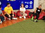 ilma-zyain-tengah-new-icon-indonesia-begitu-kata-sandy-pas-band.jpg