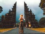 ilustrasi-berlibur-di-bali-shutterstock.jpg