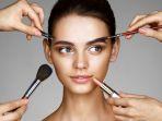 ilustrasi-bermakeup-22112020.jpg