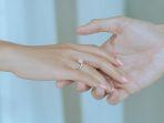 ilustrasi-cincin-tunangan-istimewa-fg.jpg