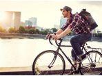 ilustrasi-cowok-traveling.jpg