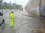 Guyuran Hujan dan Luapan Kali di Jakarta Sebabkan 30 RT Tergenang