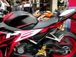ilustrasi-jual-beli-motor-seken-honda-cbr-150-r_20181018_123941.jpg
