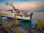 ilustrasi-kapal-ferry-penyeberangan-ok-_.jpg