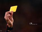 ilustrasi-kartu-kuning-wasit.jpg
