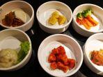 ilustrasi-makanan-di-restoran-vegetarian-di-jakarta.jpg