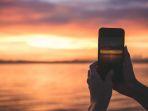 ilustrasi-memotret-menggunakan-smartphone-dalam-keadaan-low-light.jpg