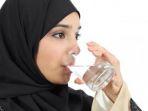 ilustrasi-minum-air1.jpg