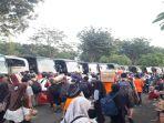 ilustrasi-pemudik-bus-bus.jpg