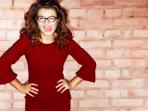 ilustrasi-perempuan-berbaju-merah_20160704_221330.jpg